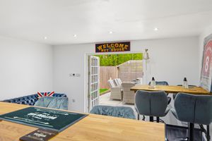 Photo 27- click for photo gallery